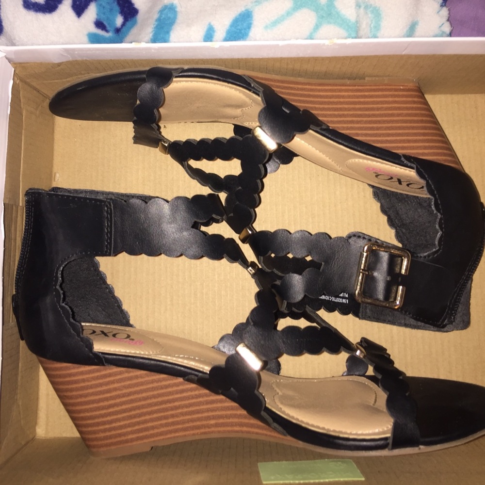 black wedge sandals